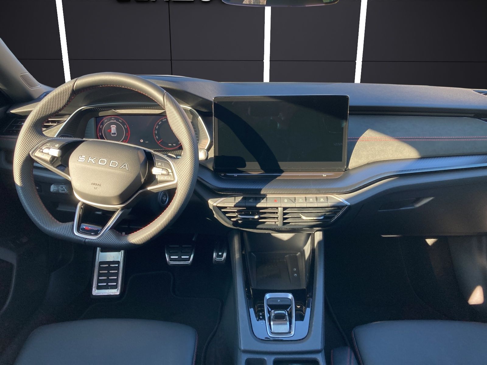 Fahrzeugabbildung SKODA Octavia Combi RS 2.0 TSI DSG Matrix LED, Navi, D