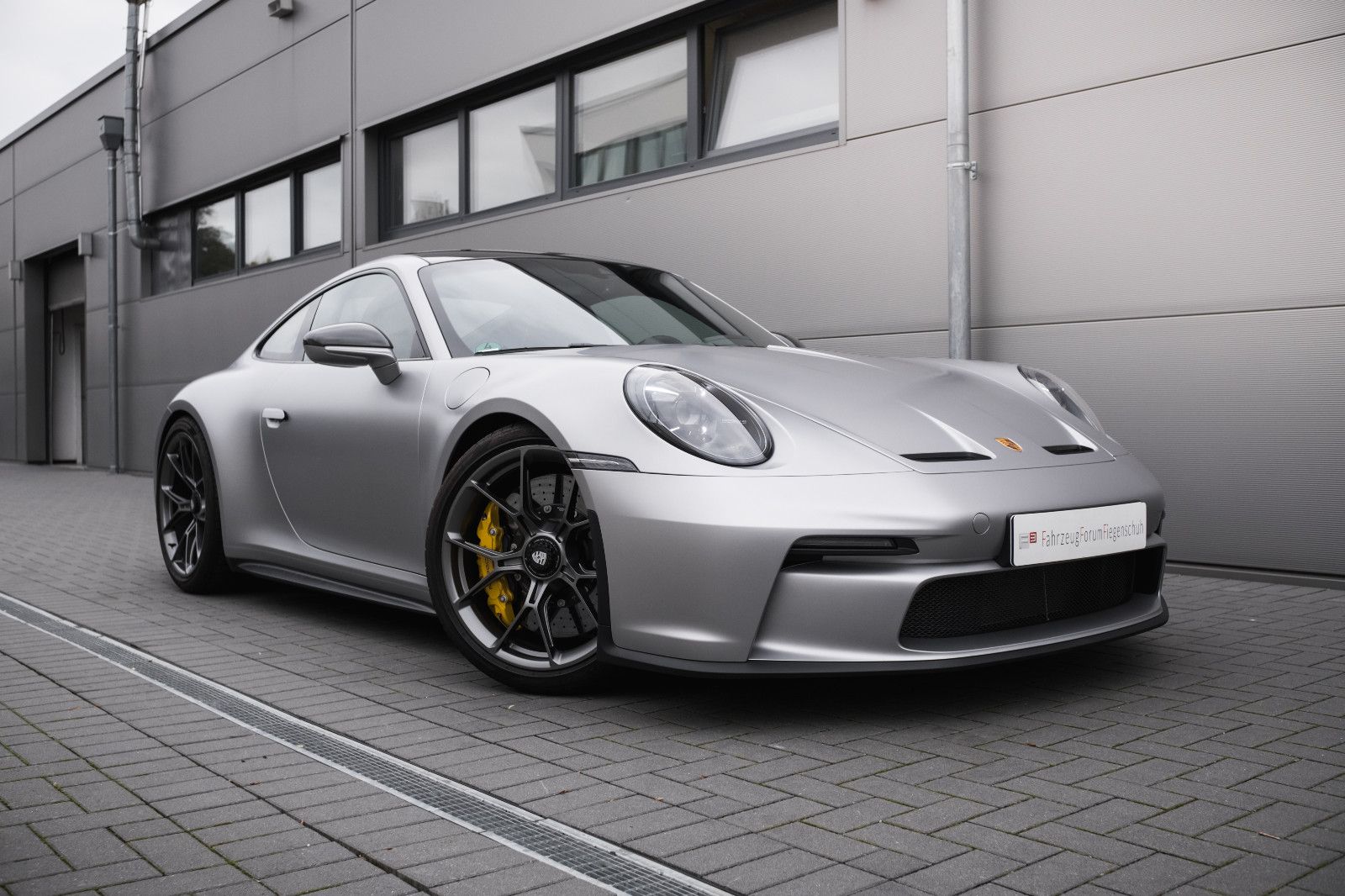Fahrzeugabbildung Porsche 992/911GT3 Touring-Schalter-PCCB-Vollschale-Lift