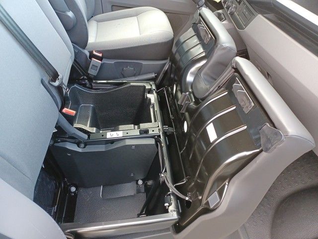Fahrzeugabbildung Volkswagen T6 Transporter T6.1 TDI Kasten LED AHK Klima RFK