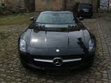 Mercedes-Benz SLS AMG 6.3 AMG SPEEDSHIFT MCT - Mercedes-Benz SLS AMG mit Benzin-Antrieb: Coupé, 6.3