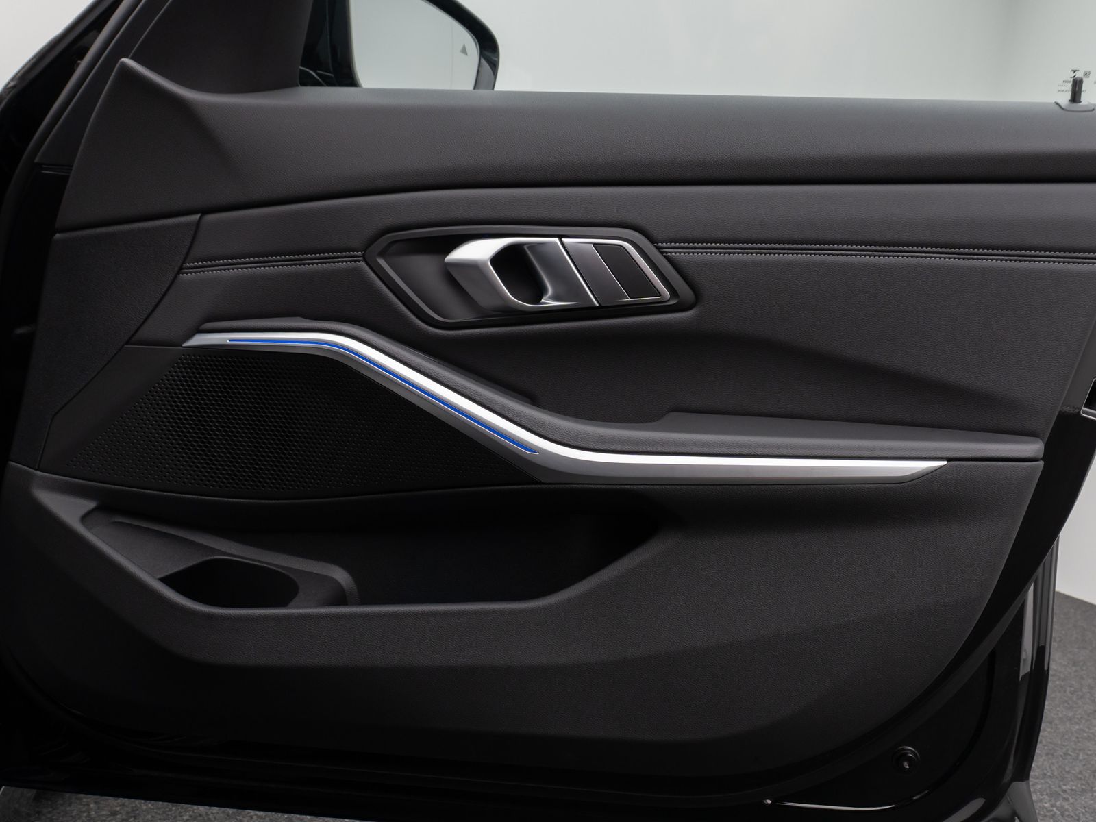 Fahrzeugabbildung BMW 320d Sport Line Laser DAB CockPitPro PDC Komfort