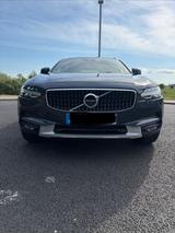 Volvo V90 CC D4 AWD PRO |Voll|Pano|HUD|360° - Volvo V90 Cross Country mit Schiebedach