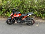 KTM Duke 125er - MOTORRAD 125ER
