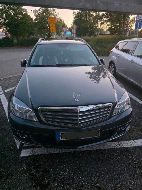 Image of Mercedes-Benz C 200