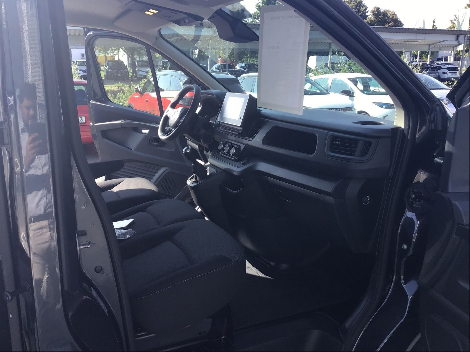 Fahrzeugabbildung Renault Trafic L1H1 3,0t KOMFORT/STANDHZG/KLIMA/EPH/