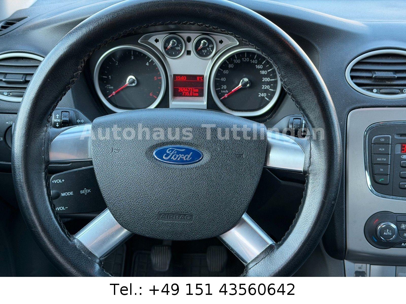 Ford Focus 2010 — photo 10