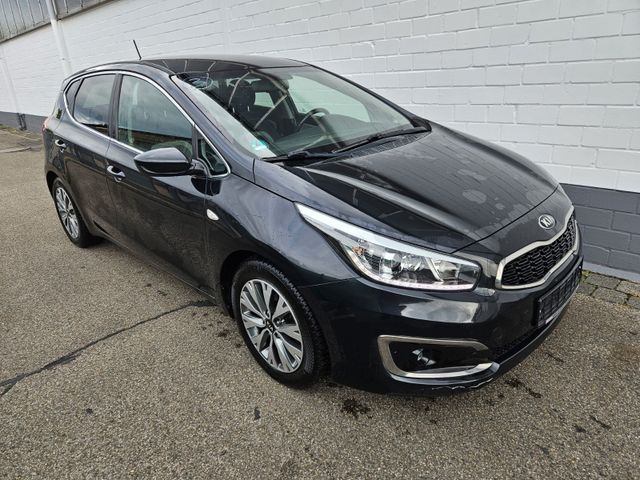 Kia cee'd / Ceed 1.6 CRDi Dream Team Edition