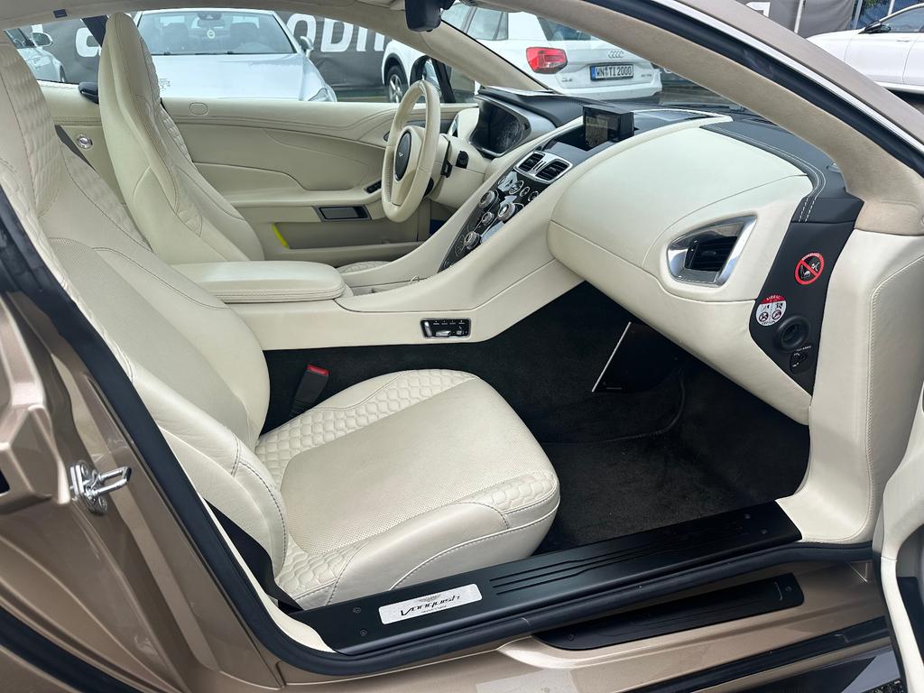 Aston Martin Vanquish