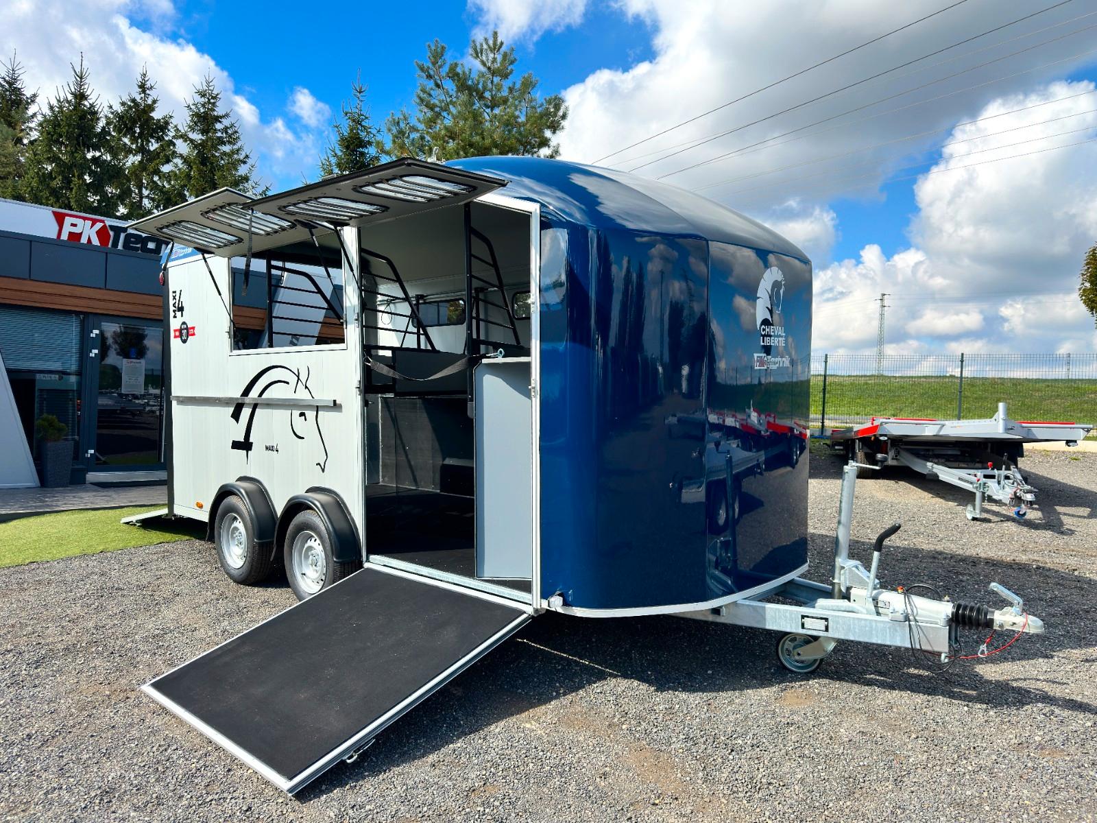 Cheval Liberte MAXI 4*SOFORT*BLAU