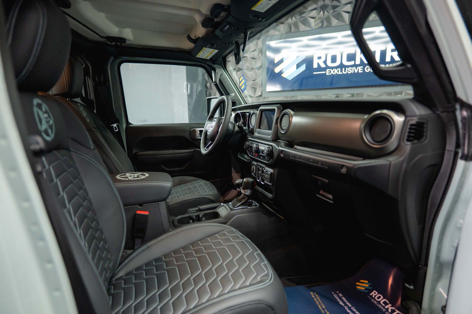 Fahrzeugabbildung Jeep Wrangler 2.0 T UNLIMITED SPORT S OFFROAD 4x4 LED