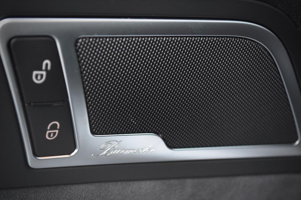 Mercedes-Benz AMG GT R