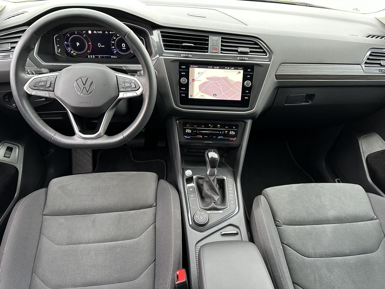 Fahrzeugabbildung Volkswagen Tiguan Allspace 4M DSG Elegance NAV+LED+HEAD-UP