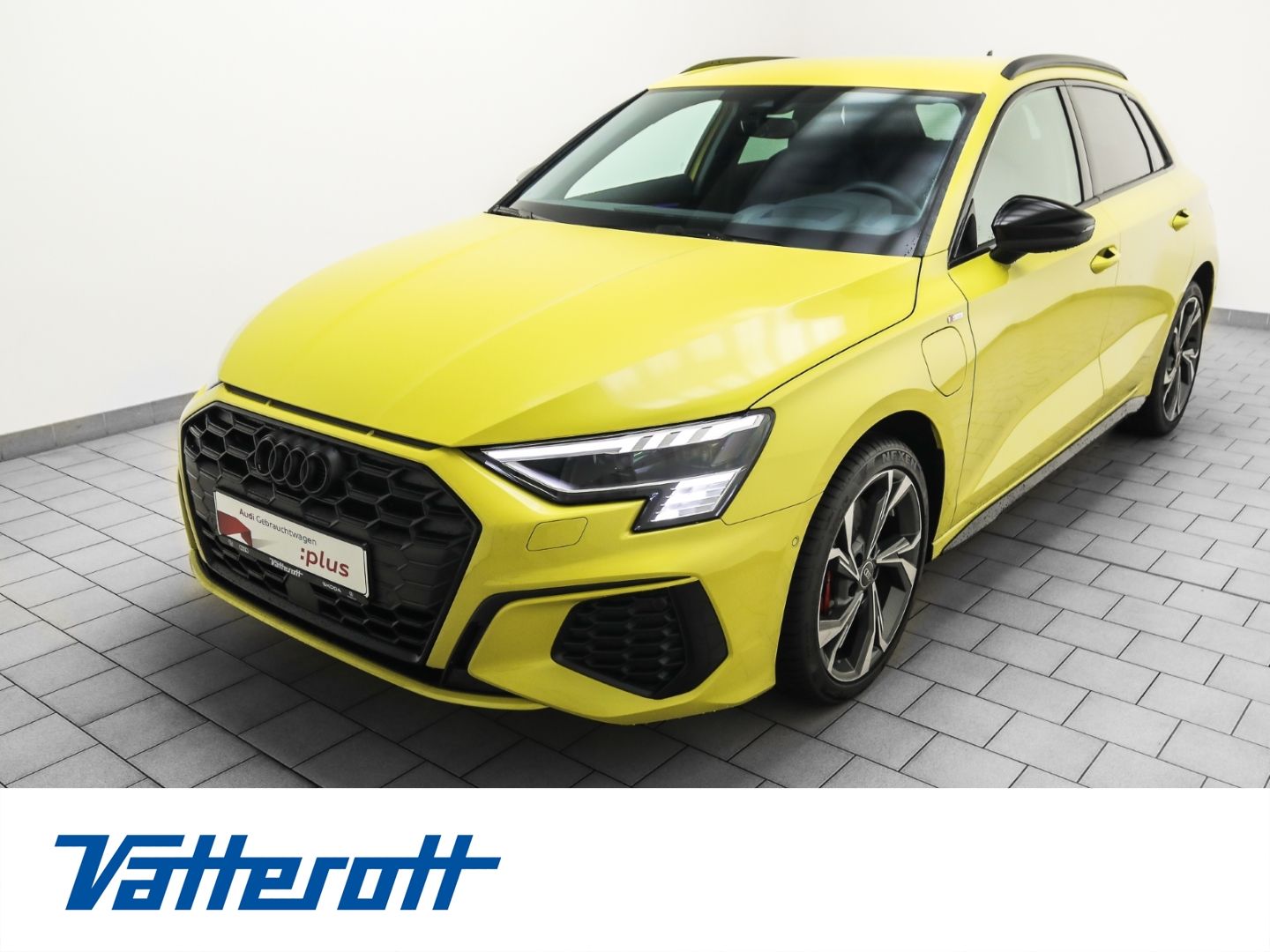 Audi A3 Sportback 45 TFSIe S line HUD AHK Navi Matrix