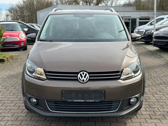 Volkswagen Touran CrossTouran 1,6 TDI *TÜV NEU*PANO*