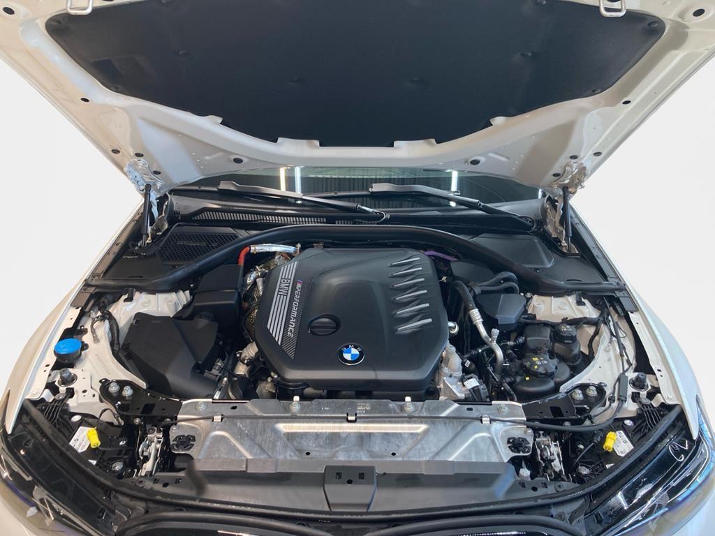 BMW 330d xDrive M Sport Pro AHK+ACC+Pano+Inno+Voll