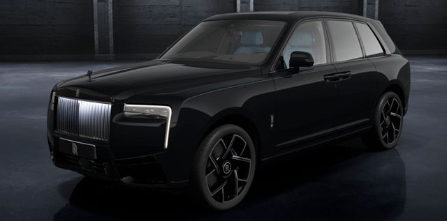 Rolls-Royce Cullinan Black Badge 4 Seats