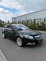 Opel Insignia A ST 2.0 Turbo / Schwarz Met... - Opel Insignia mit Diesel-Antrieb: Turbo
