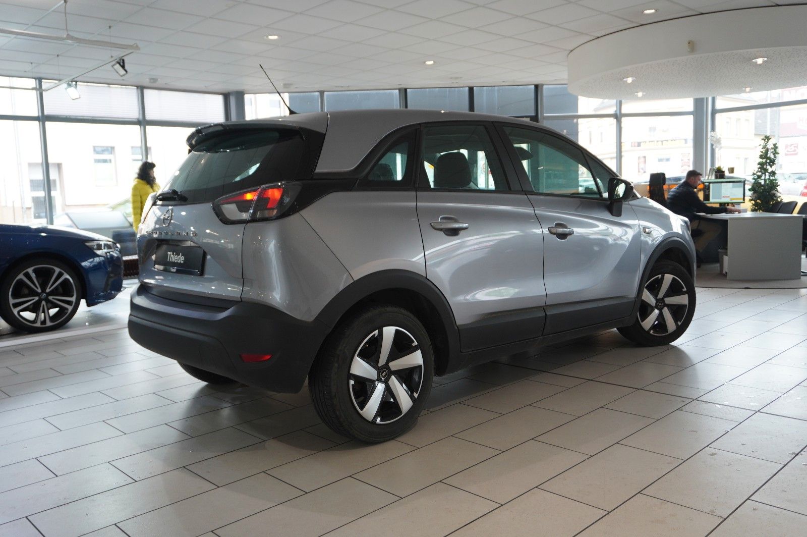 Fahrzeugabbildung Opel Crossland (X) 1.2 EDITION NAVI/LED/KAMERA/DAB+