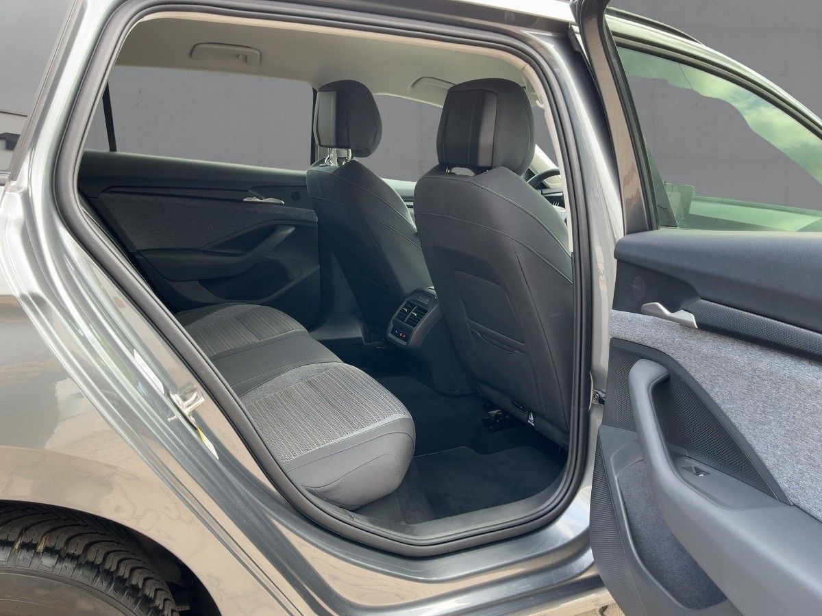 Skoda Superb - Bild 12