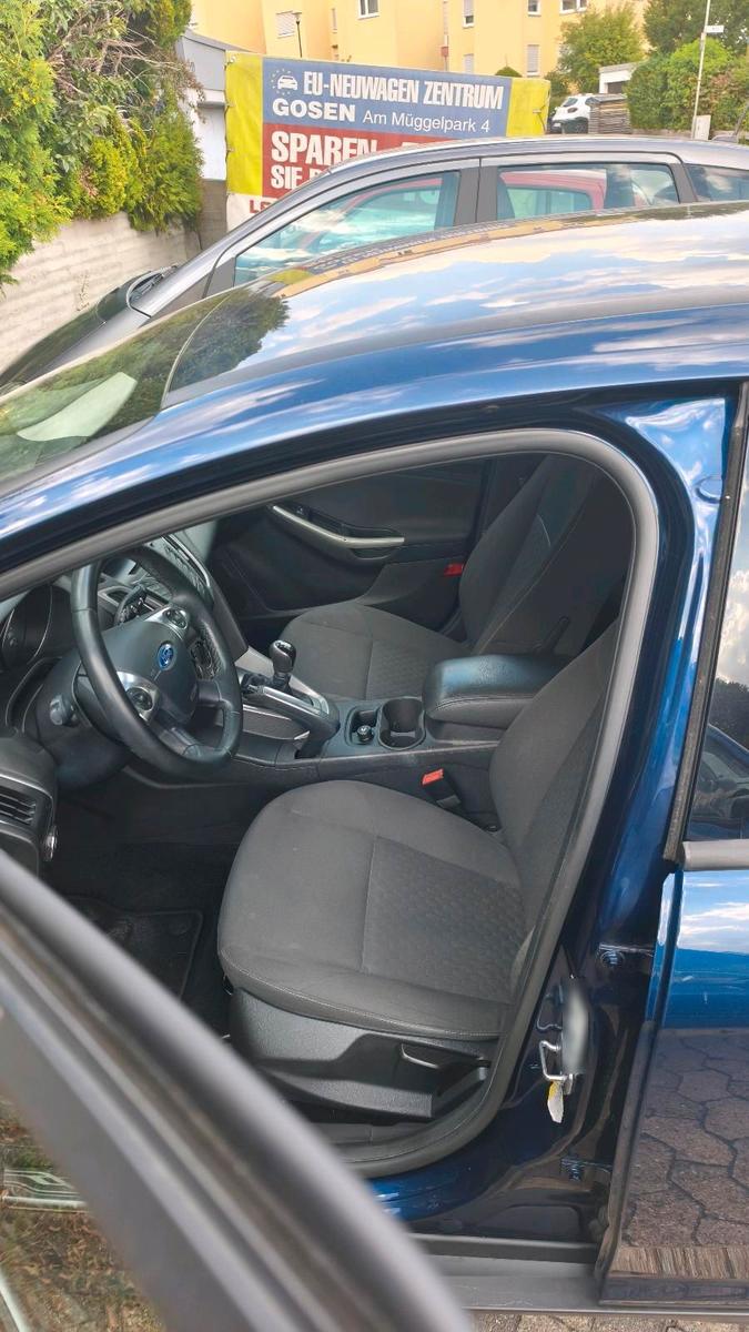 Ford Focus 2013 — photo 9