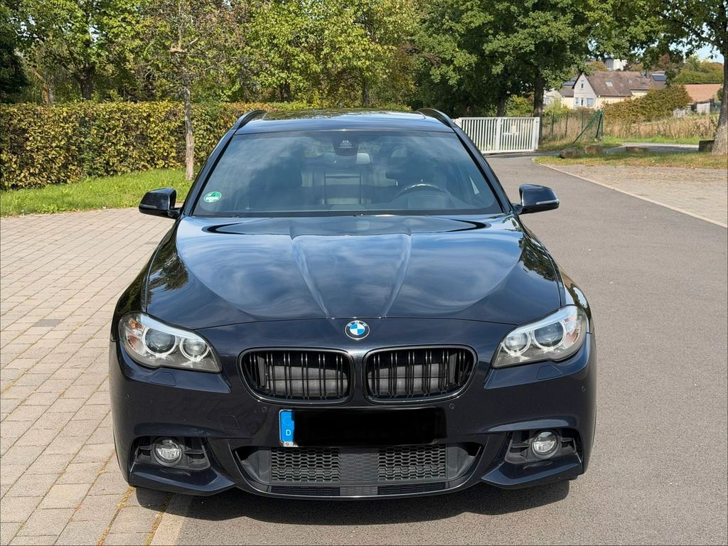 Image of BMW 530