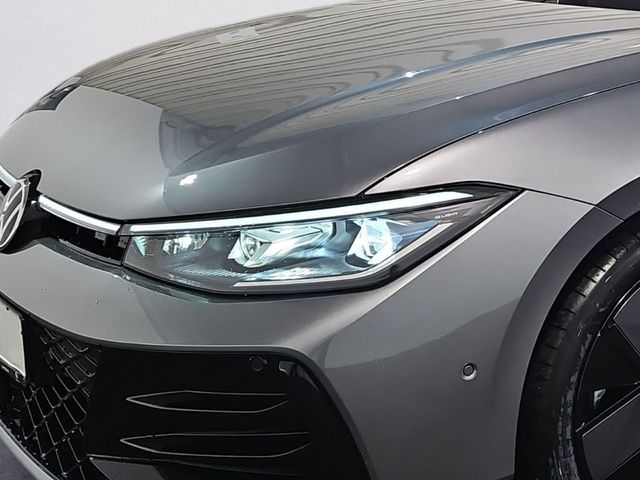 Passat R-Line 2.0 TDI 4M DSG PANO+AHK+STANDH+HAR