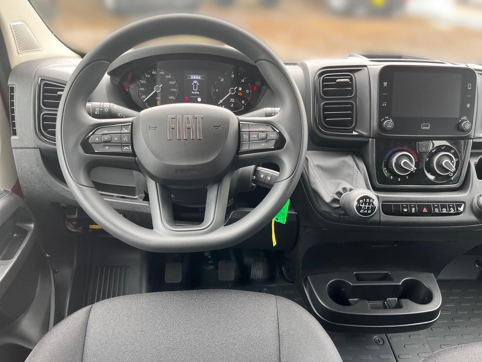 Fahrzeugabbildung Fiat Ducato Maxi L3 Doka Pritschenwagen 140 MT6
