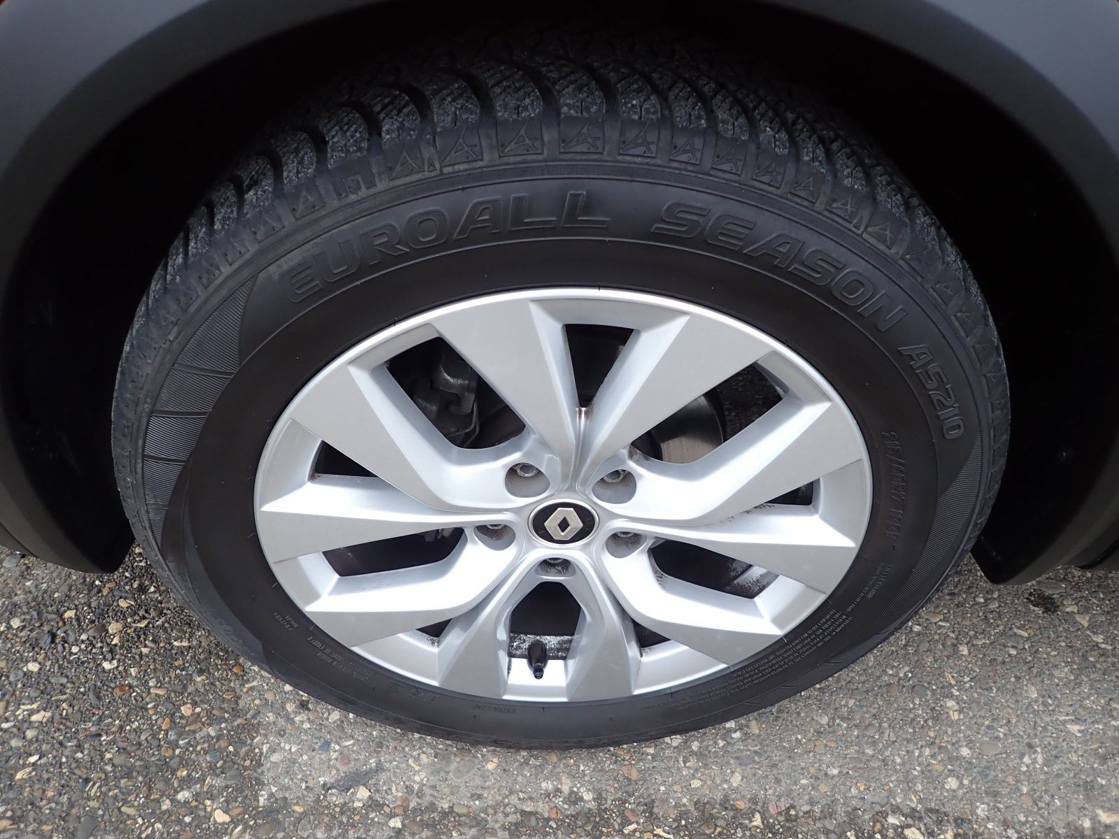 Fahrzeugabbildung Renault Captur Intens TCe 140 EDC