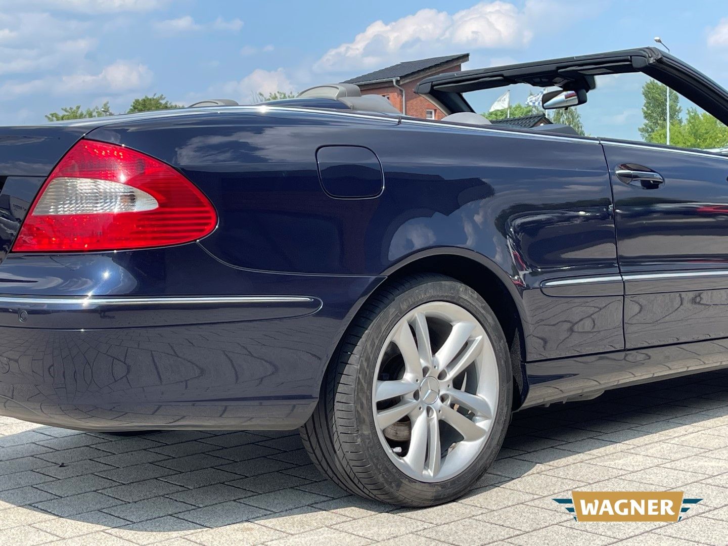 Fahrzeugabbildung Mercedes-Benz CLK 320 Cabrio CDI  AVANTGARDE 1-Hand