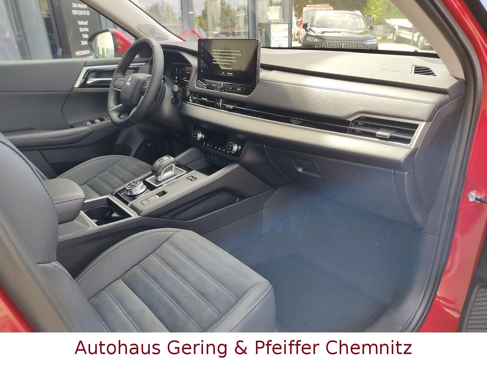 Mitsubishi Outlander PHEV Plug-in Hybrid Intro Edition