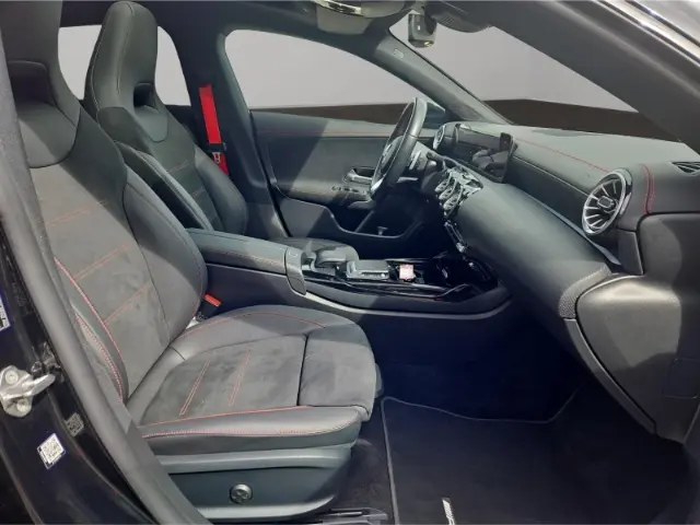 Mercedes-Benz CLA 35 AMG Shooting Brake 4Matic MULTIBEAM El. P