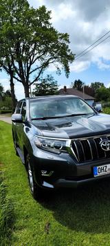 Toyota Land Cruiser 2.8 D-4D Comfort Automatik Comfort - Toyota Land Cruiser von privat