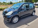Daihatsu Sirion 1.3 | 91 PS | TÜV | Klima | Schiebedach - schwarze Daihatsu Sirion
