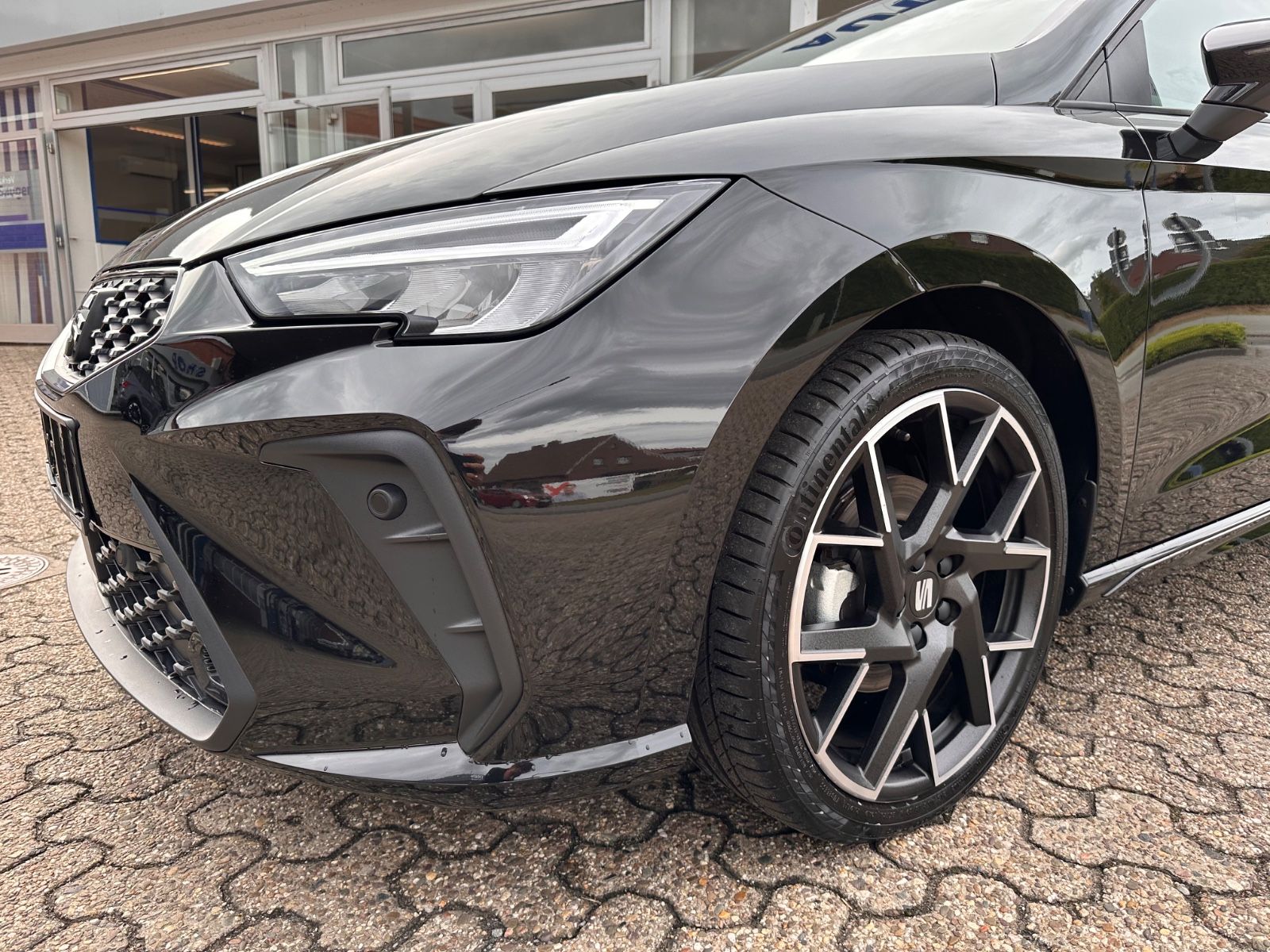 Fahrzeugabbildung SEAT Ibiza 1.0 TSI FR Black Edition DSG ACC/LED/Kamer