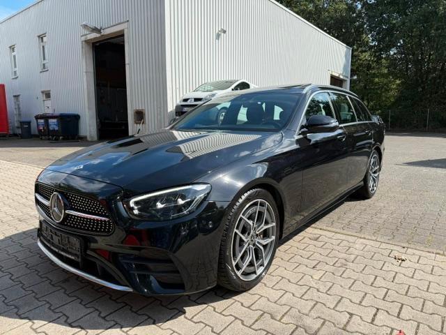 Mercedes-Benz E 220 d Kombi Schiebedach AMG Line