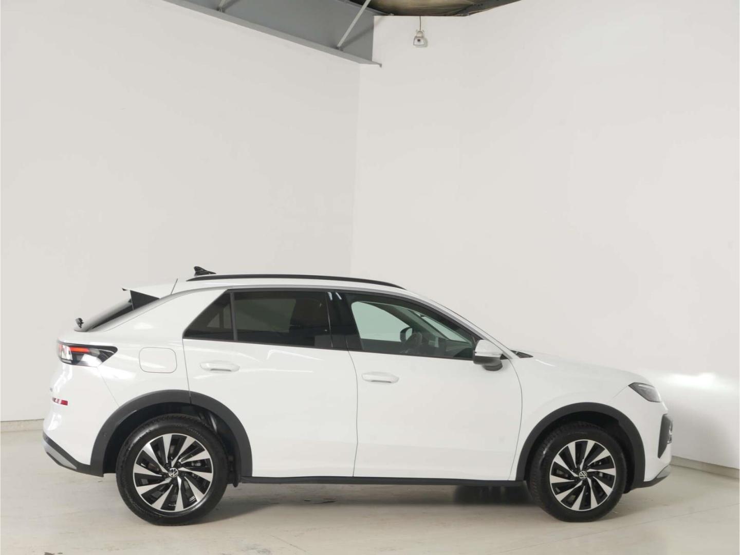 Volkswagen T-Roc 1.5 eTSI Life DSG NAV/LED/RFK/ACC/SH, миниатюра 9