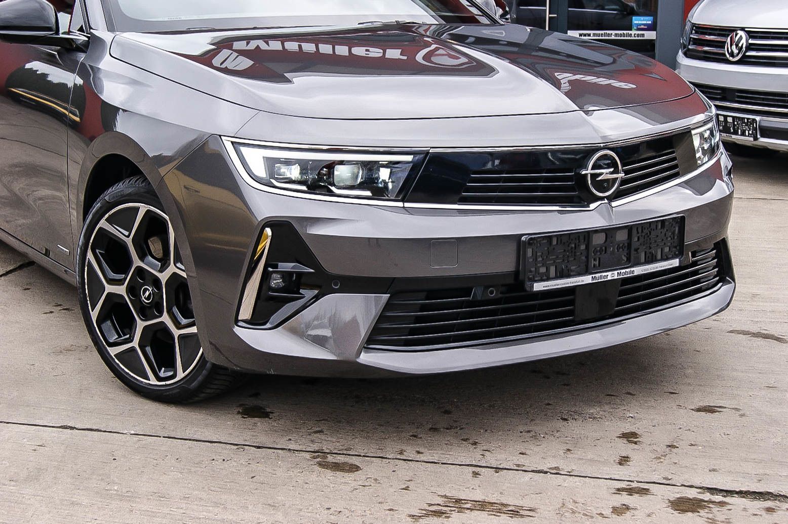 Fahrzeugabbildung Opel Astra L 1.5 Diesel ULTIMATE Aut HEADUP ANHZV LED