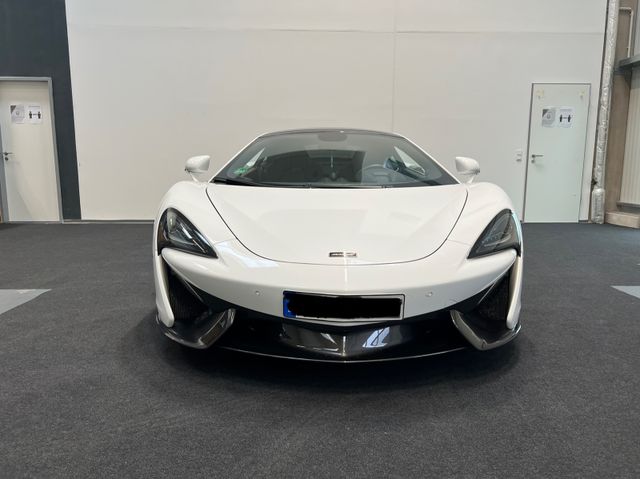 McLaren 570GT