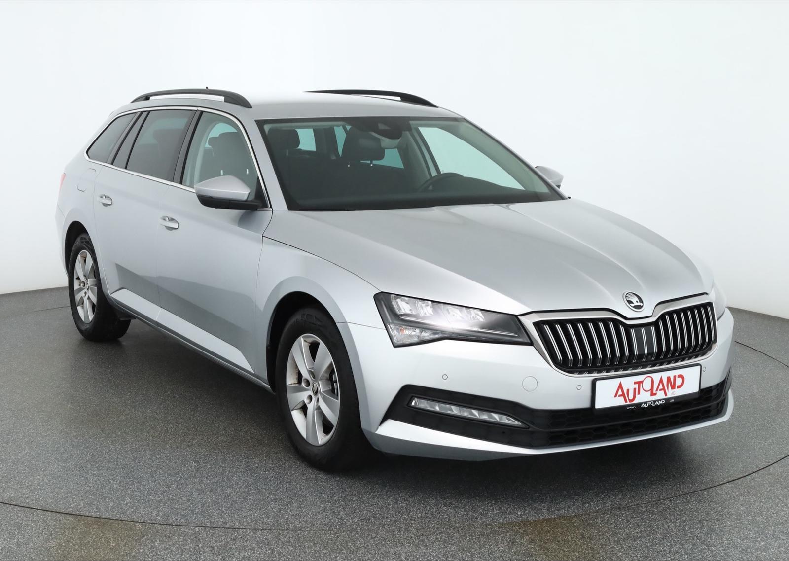 Skoda Superb Combi 2.0 TDI DSG Standheizung ACC 360°