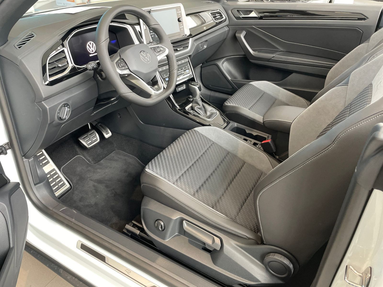 Volkswagen T-Roc - Bild 8