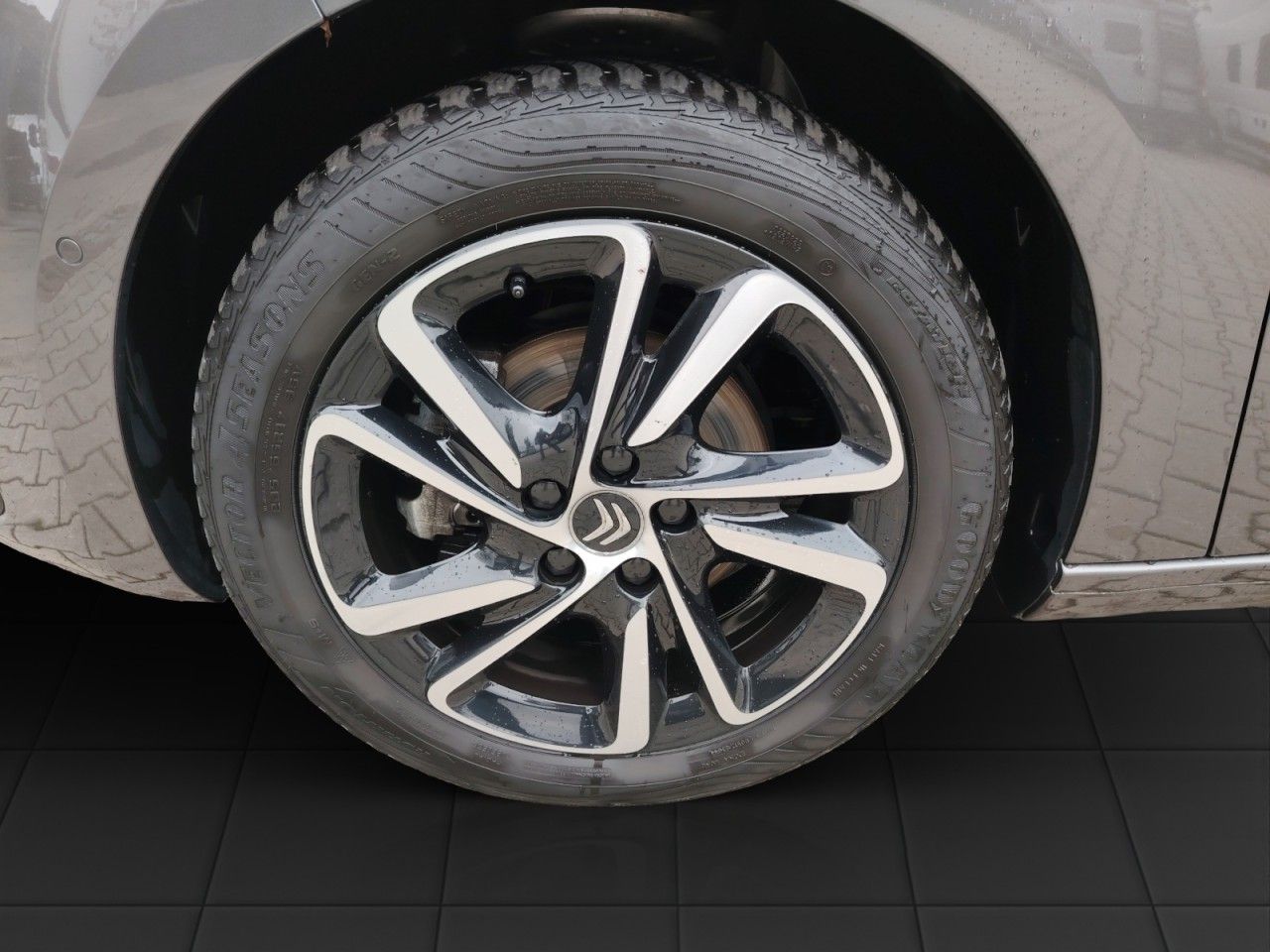 Fahrzeugabbildung Citroën Grand C4 Picasso/Spacetourer Shine Pack 7-Sitzer