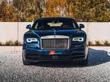 Rolls-Royce Wraith Midnight Sapphire / Starlight / Coachline - Rolls-Royce mit Benzin-Antrieb
