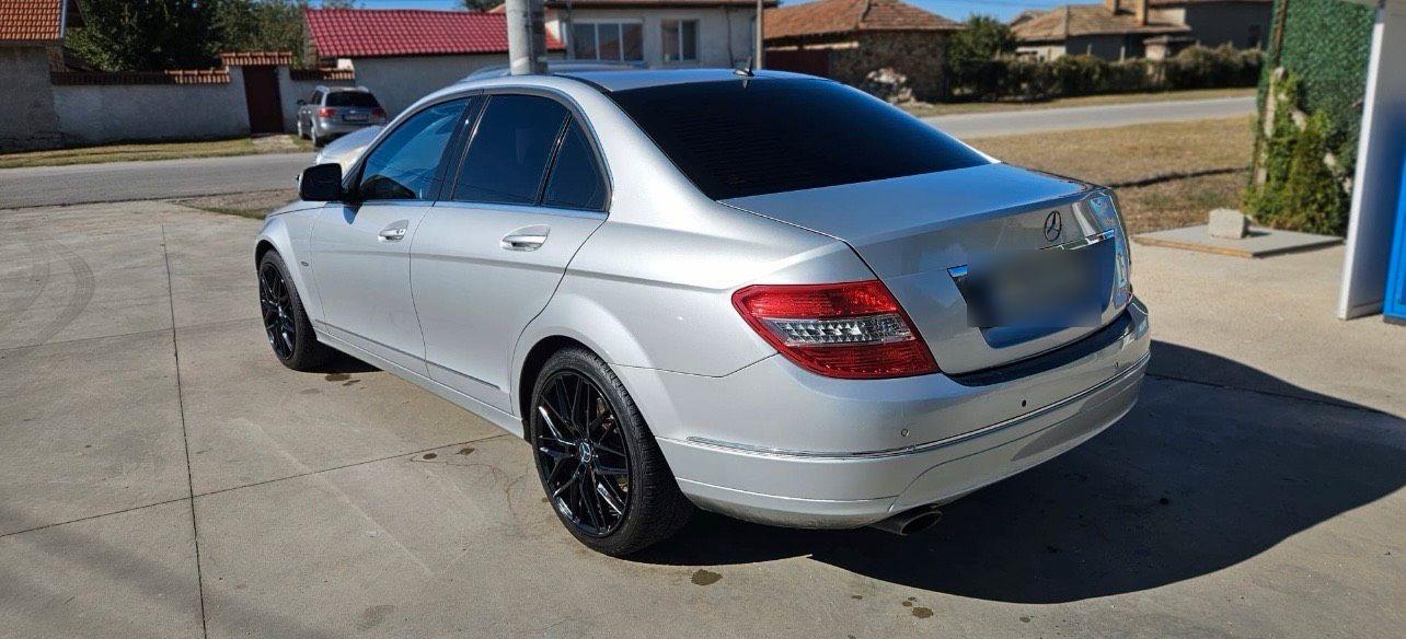 Mercedes-Benz C 180