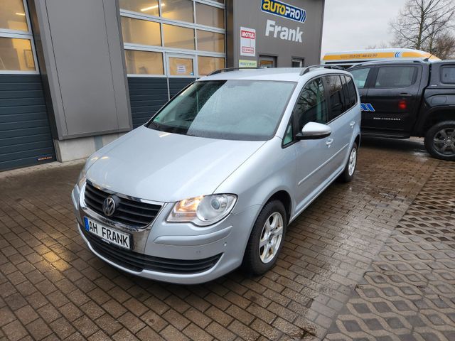 Volkswagen Touran Trendline*7 Sitzer*1.Hand*HU/AU 12.2026