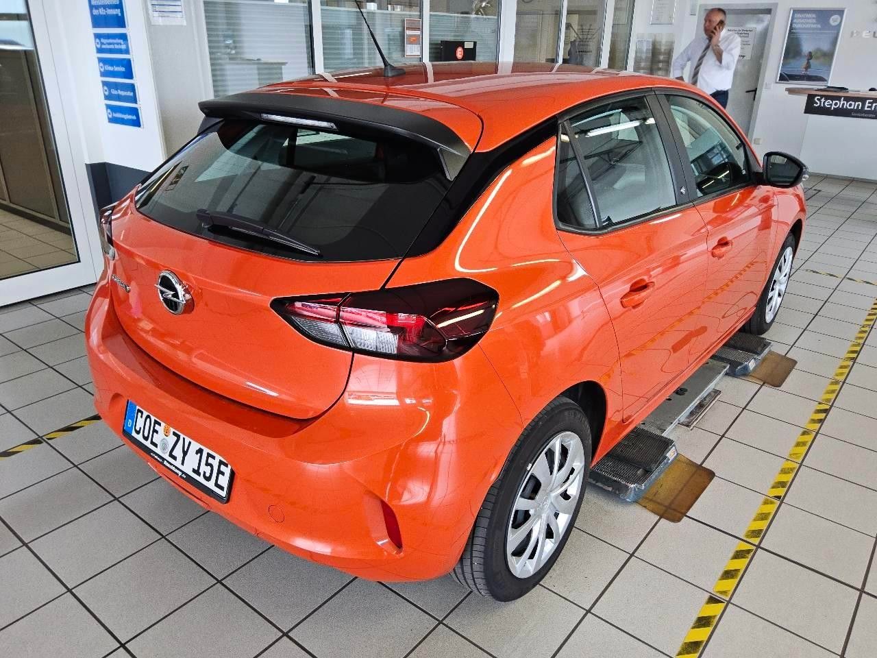Fahrzeugabbildung Opel Corsa-e EDITION 50kwh/11KW/KLIMA