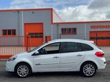 Renault Clio Grandtour Dynamique 1Jahr TÜV 2 Vorbesitzer - Renault Clio aus 2010