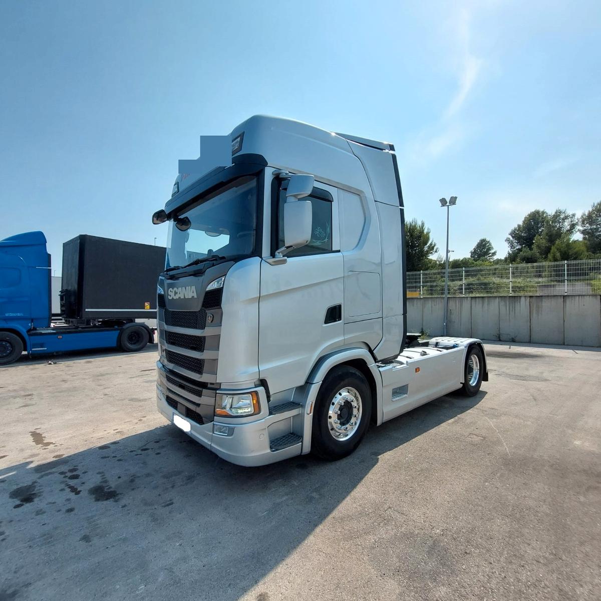 Scania S450