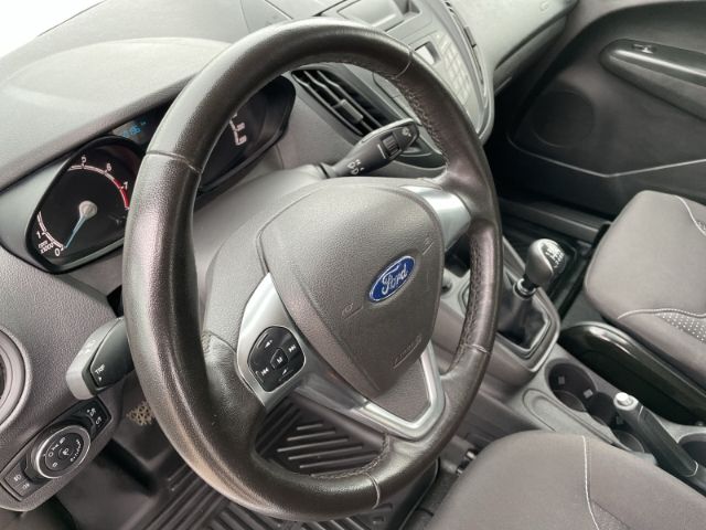 Fahrzeugabbildung Ford Transit Courier 1.0 EcoBoost Trend AHK,  Klimaan