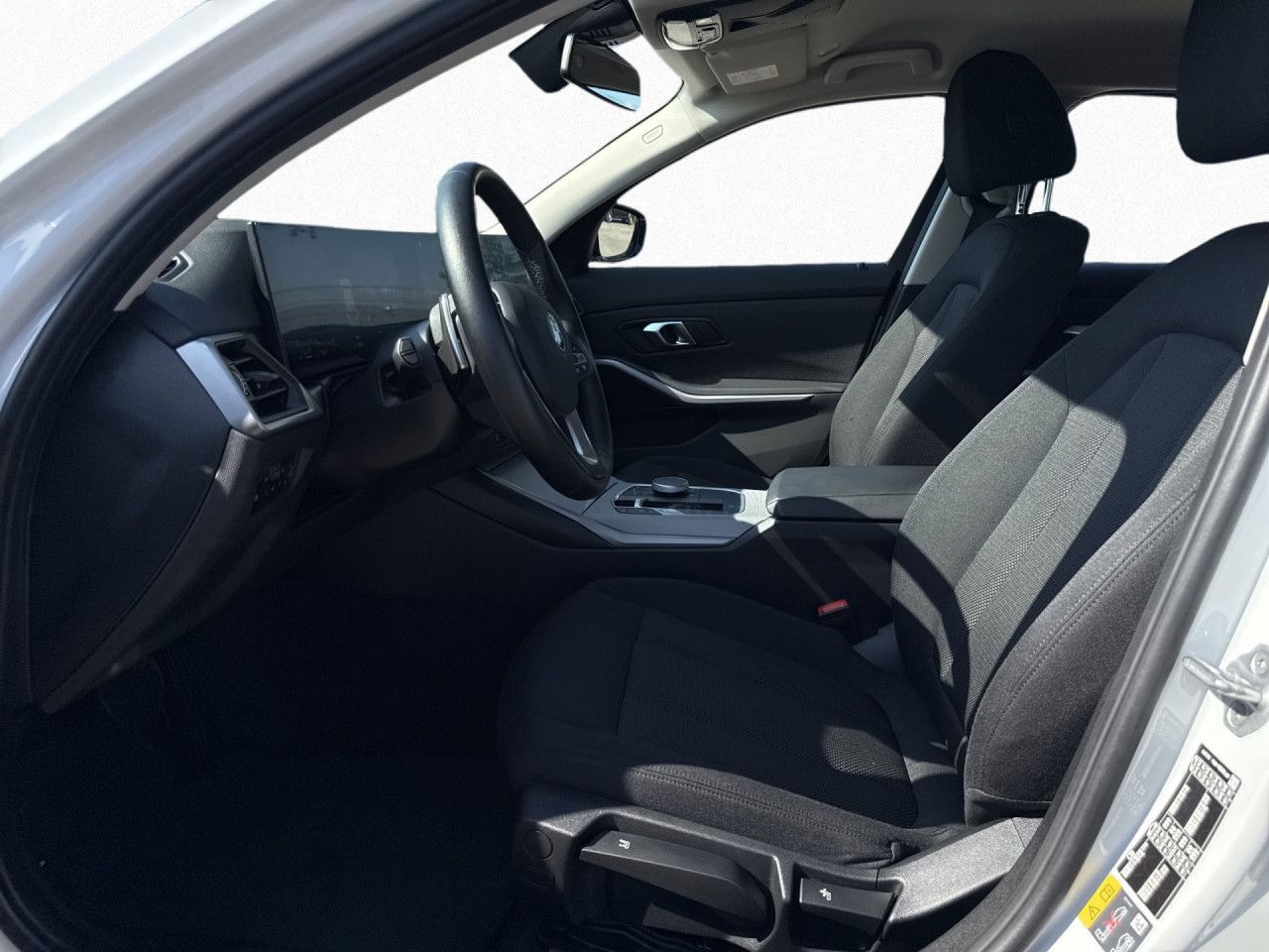 BMW 320e Touring Aut. LC+ LED Tempo SHZ Carplay DAB+ foto 10