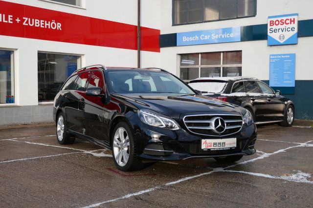 Mercedes-Benz E 220 T CDI Avantgarde  LED/AHK/Comand/SHZ/ParkA